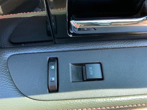 Used 2013 Ford F150 Limited image 36