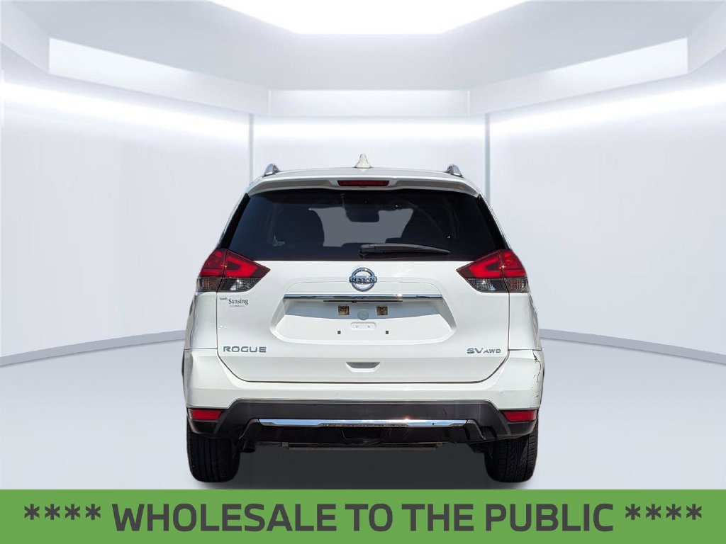 Used 2017 Nissan Rogue SV AWD/4WD image 6