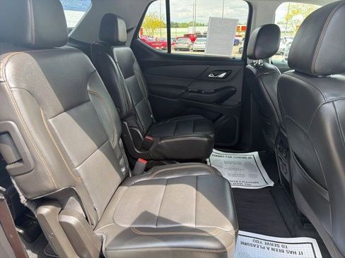 Used 2021 Chevrolet Traverse Premier w/ Redline Edition AWD/4WD image 19