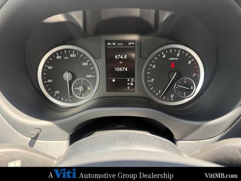 Used 2022 Mercedes-Benz Metris image 29