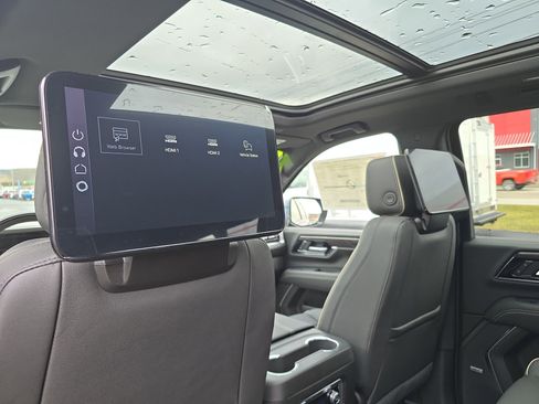 New 2026 GMC Yukon XL Elevation image 15