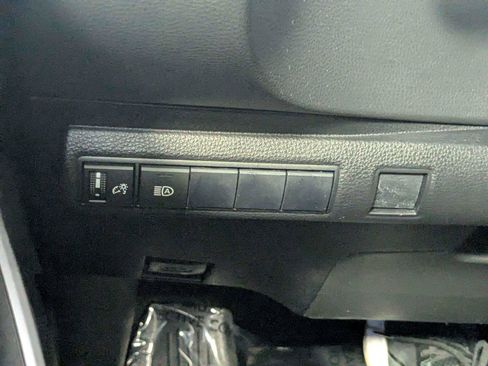 Certified 2021 Toyota Corolla SE FWD image 15
