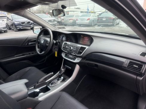 Used 2014 Honda Accord Sport image 19