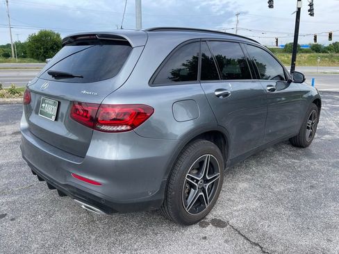 Used 2022 Mercedes-Benz GLC 300 4MATIC image 3