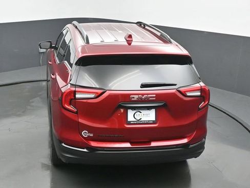Used 2023 GMC Terrain SLE FWD image 40