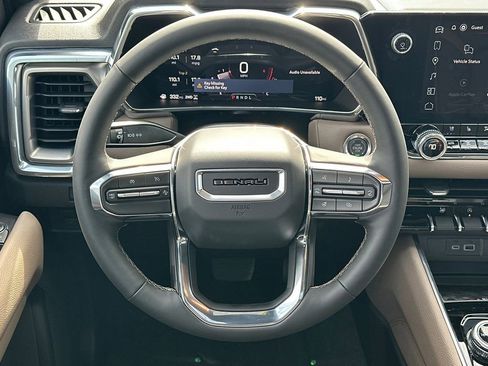 New 2026 GMC Canyon Denali image 24