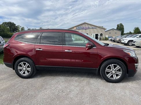 Used 2015 Chevrolet Traverse LT AWD/4WD image 1