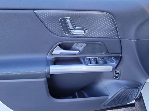 Certified 2025 Mercedes-Benz GLA 250 image 20