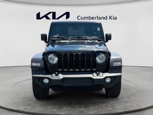 Used 2022 Jeep Wrangler Unlimited Sport AWD/4WD image 8