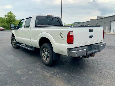 Used 2011 Ford F250 Lariat w/ Chrome Pkg AWD/4WD image 7