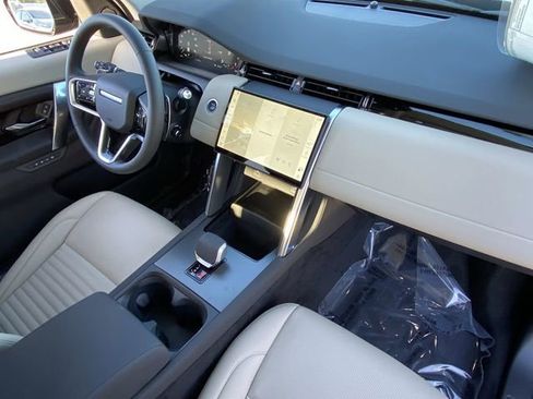 New 2025 Land Rover Discovery Sport S AWD/4WD image 11