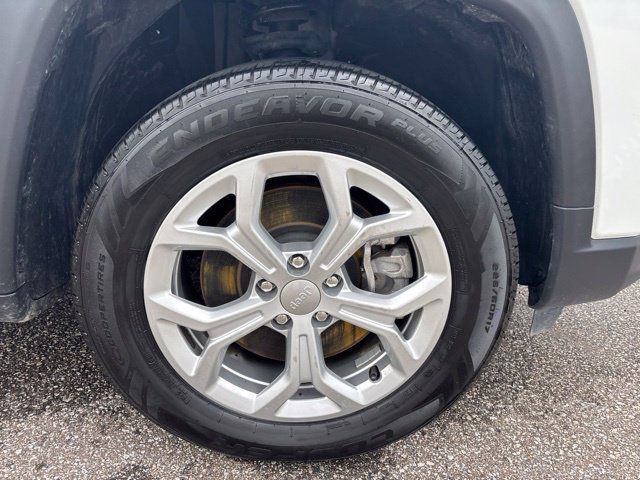 Used 2024 Jeep Compass Latitude AWD/4WD image 13