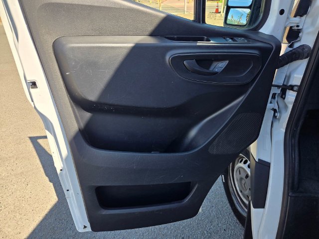 Used 2021 Mercedes-Benz Sprinter 2500 image 8