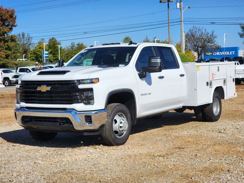 New 2025 Chevrolet Silverado 3500 W/T w/ WT Convenience Package AWD/4WD image 3