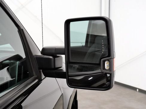 Used 2019 Chevrolet Silverado 2500 LTZ w/ Duramax Plus Package AWD/4WD image 41