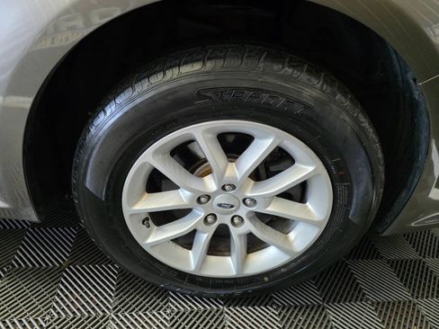 Used 2014 Ford Flex SE FWD image 32
