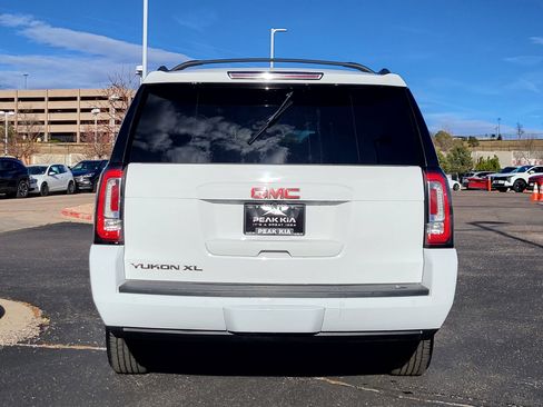 Used 2019 GMC Yukon XL SLT image 14