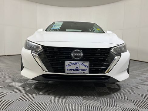 Used 2024 Nissan Sentra S image 5