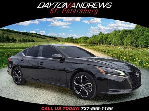 Used 2023 Nissan Altima 2.5 SR w/ SR Premium Package FWD image 1