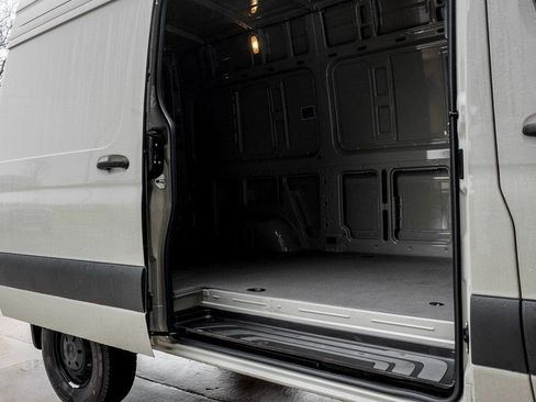 New 2026 Mercedes-Benz Sprinter 2500 image 11