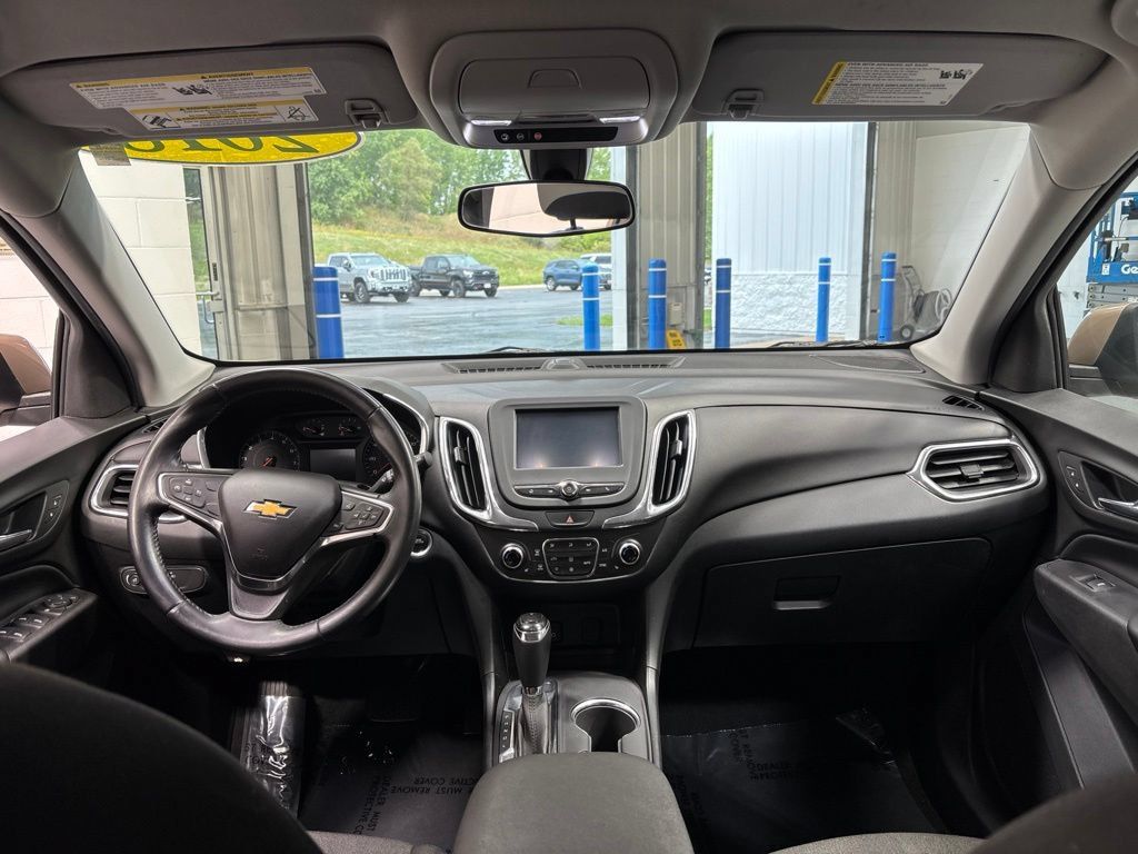 Used 2018 Chevrolet Equinox LT AWD/4WD image 11