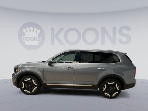 Used 2025 Kia Telluride S AWD/4WD image 2