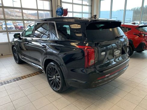 Used 2024 Hyundai Palisade Calligraphy image 15