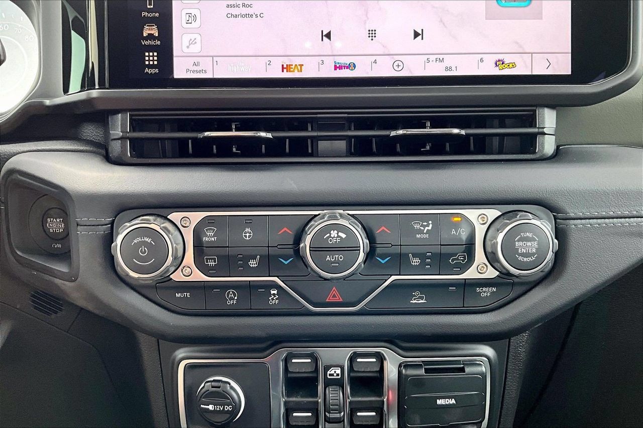 New 2026 Jeep Gladiator Mojave AWD/4WD image 14