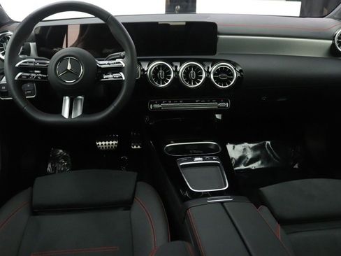 Certified 2026 Mercedes-Benz CLA 250 image 9