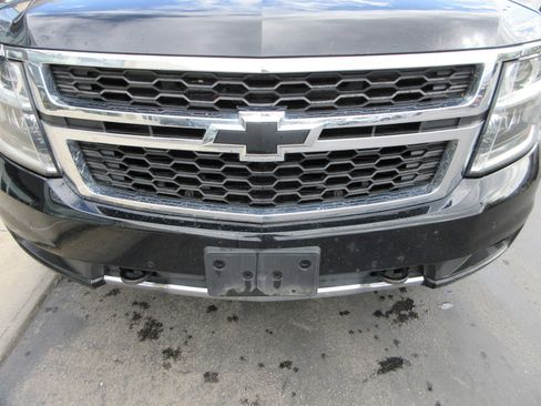 Used 2018 Chevrolet Suburban LT AWD/4WD image 14