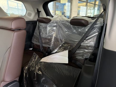 Used 2026 Honda Pilot Elite image 21