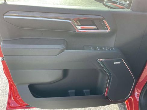 Certified 2024 Chevrolet Silverado 1500 LT Trail Boss w/ Convenience Package II image 17