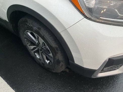 Used 2020 Honda CR-V LX image 3