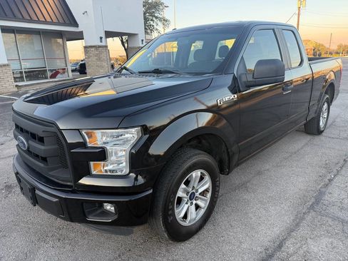 Used 2015 Ford F150 XL w/ Equipment Group 101A Mid image 3