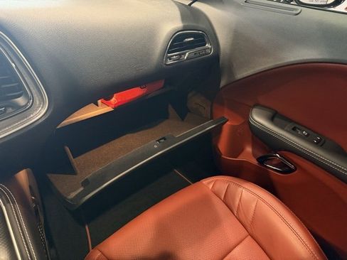 Used 2019 Dodge Challenger SRT Hellcat Redeye image 26