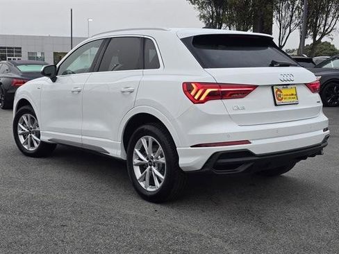 New 2025 Audi Q3 2.0T Premium image 3