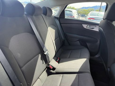 Used 2023 Kia Forte LXS image 17