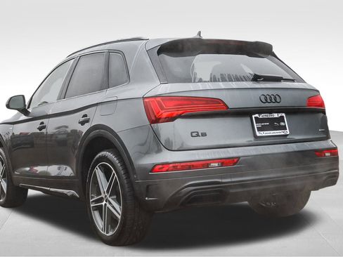 Used 2022 Audi Q5 e Prestige w/ Prestige Package image 7