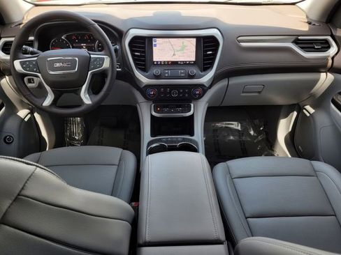 Used 2023 GMC Acadia SLT w/ Preferred Package image 12