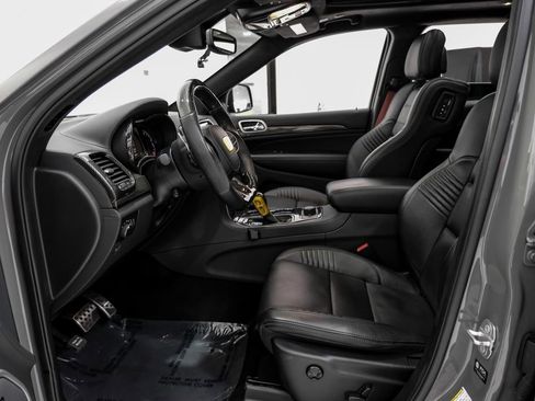 Used 2021 Jeep Grand Cherokee Trackhawk image 6