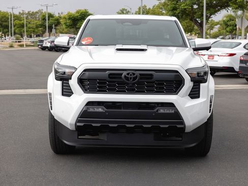 New 2026 Toyota Tacoma TRD Sport image 2