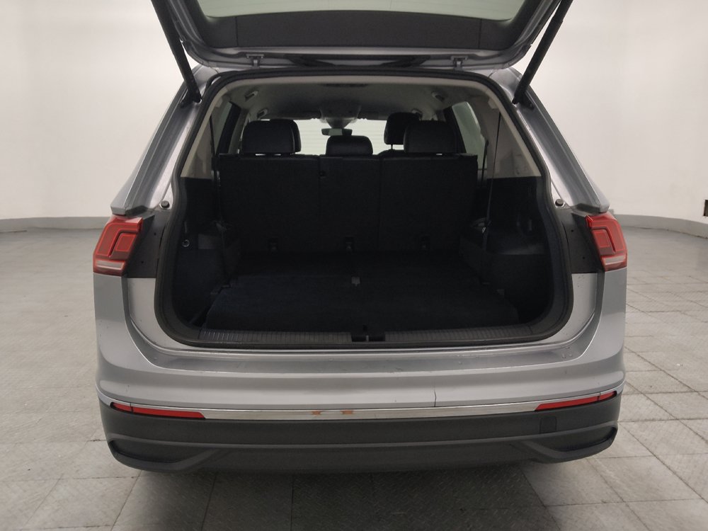 Used 2024 Volkswagen Tiguan SE FWD image 29