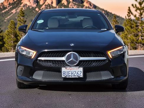 Used 2021 Mercedes-Benz A 220 image 3