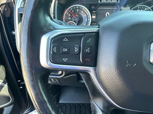 Used 2020 RAM 1500 Laramie AWD/4WD image 12