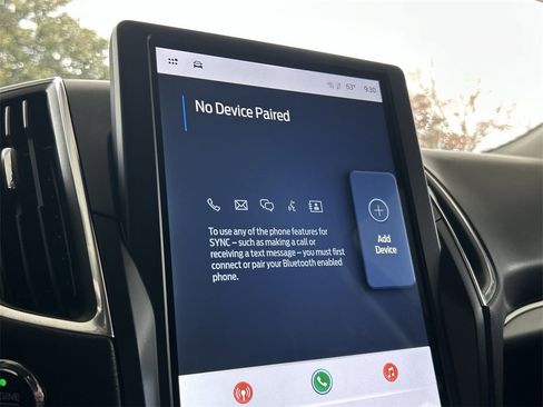 Used 2024 Ford Edge Titanium image 18