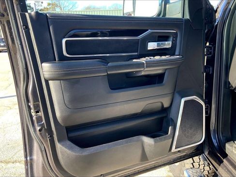 Used 2022 RAM 2500 Laramie image 24