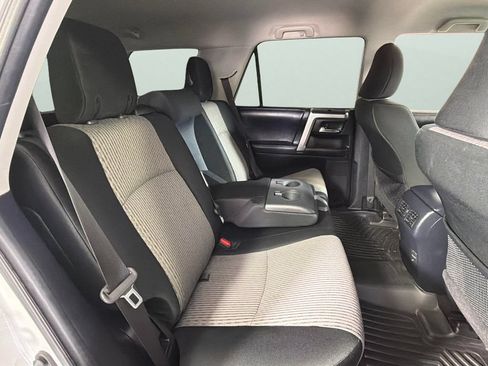 Used 2019 Toyota 4Runner SR5 AWD/4WD image 30