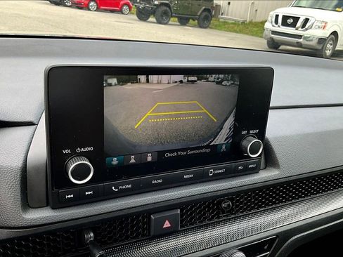 Used 2025 Honda CR-V EX image 16