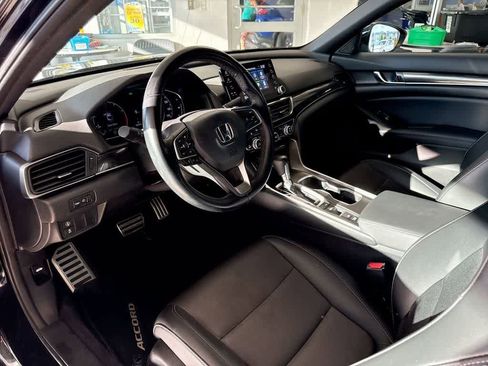 Certified 2022 Honda Accord Sport image 10
