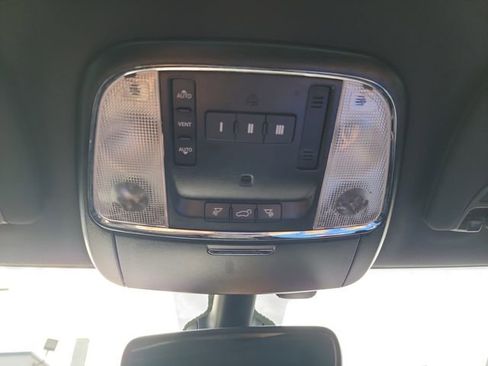 Used 2020 Dodge Durango R/T image 23